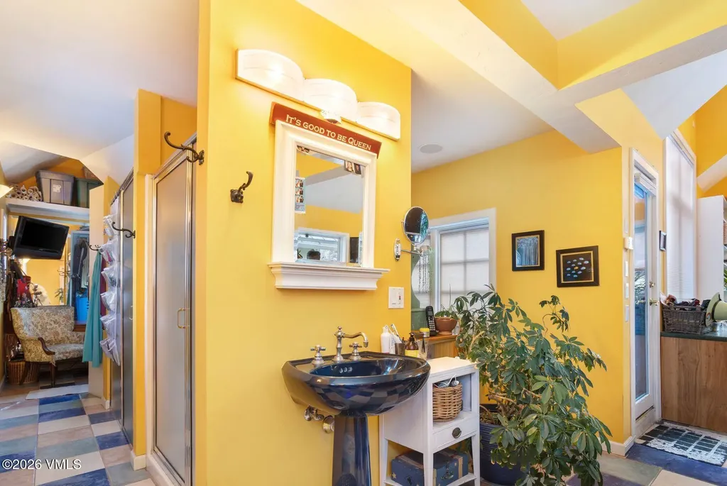 449 Pine Street Minturn CO 81645