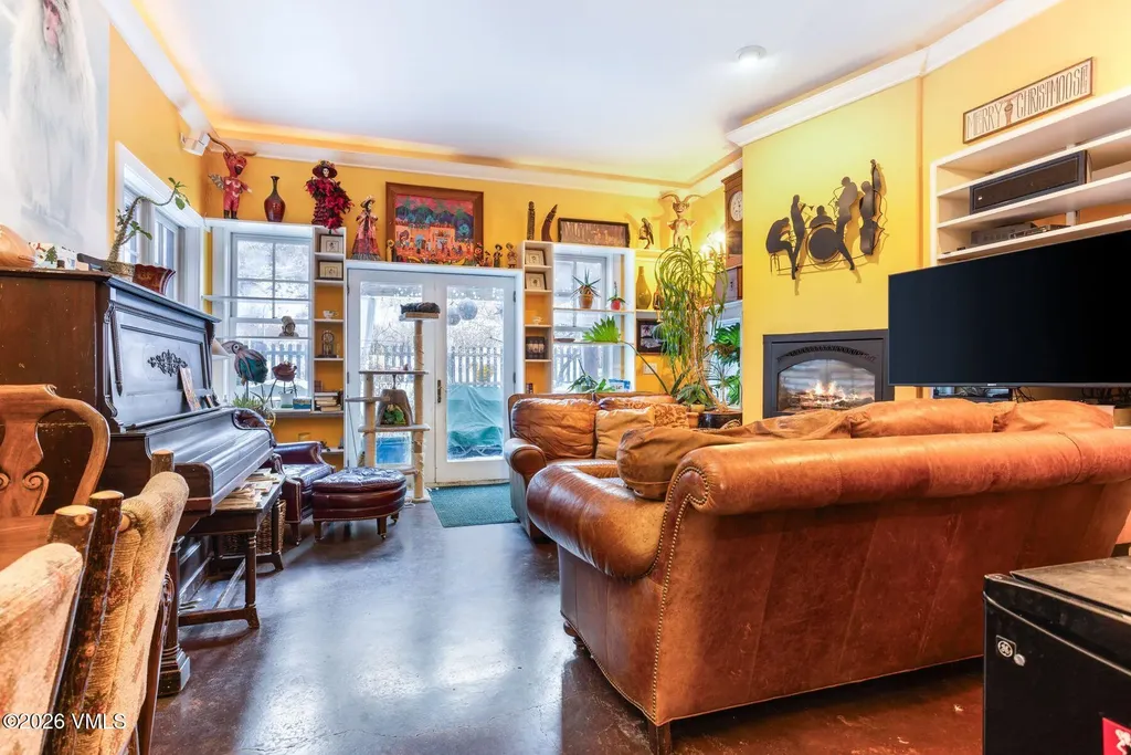 449 Pine Street Minturn CO 81645