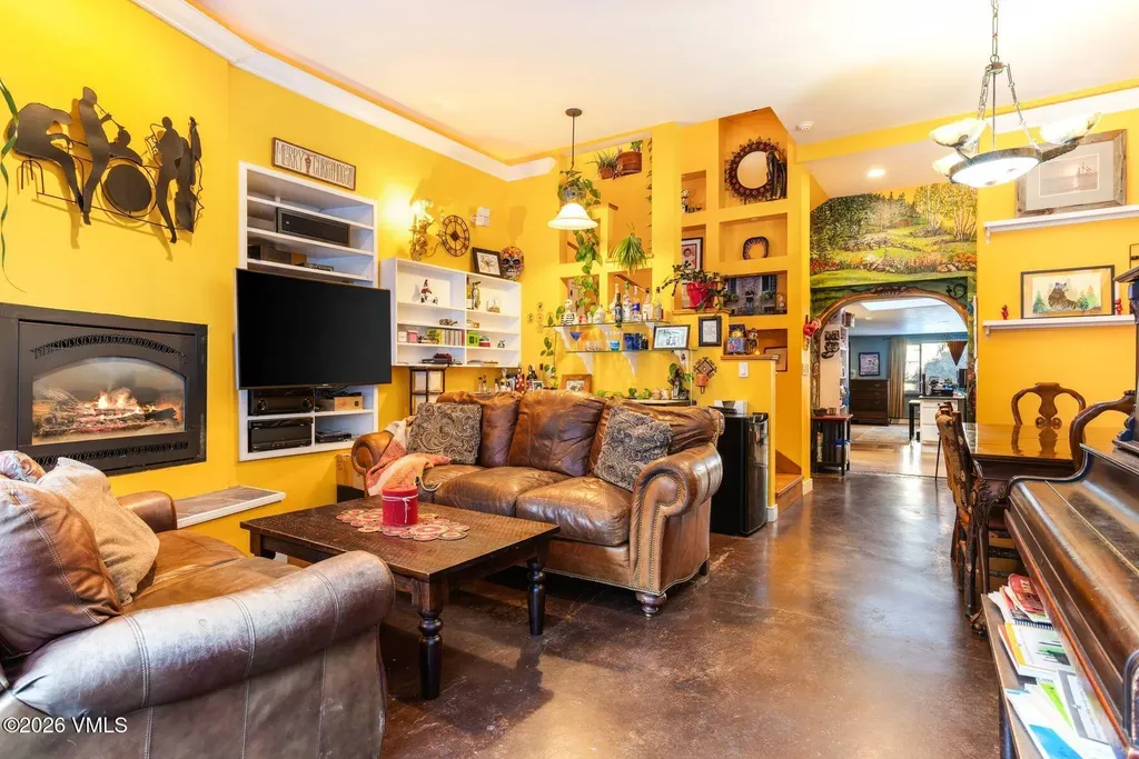 449 Pine Street Minturn CO 81645