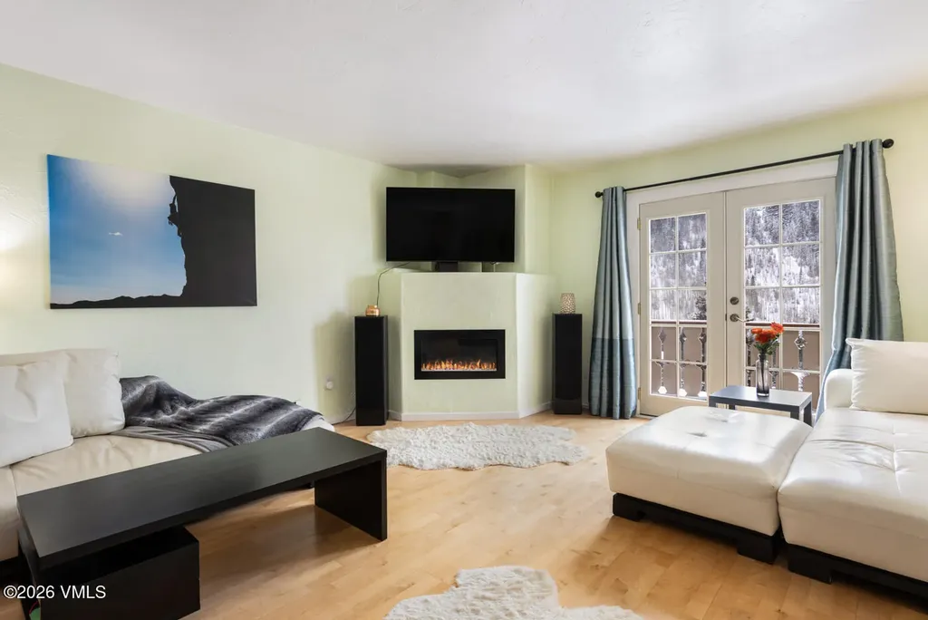 4073 Spruce Way Vail CO 81657