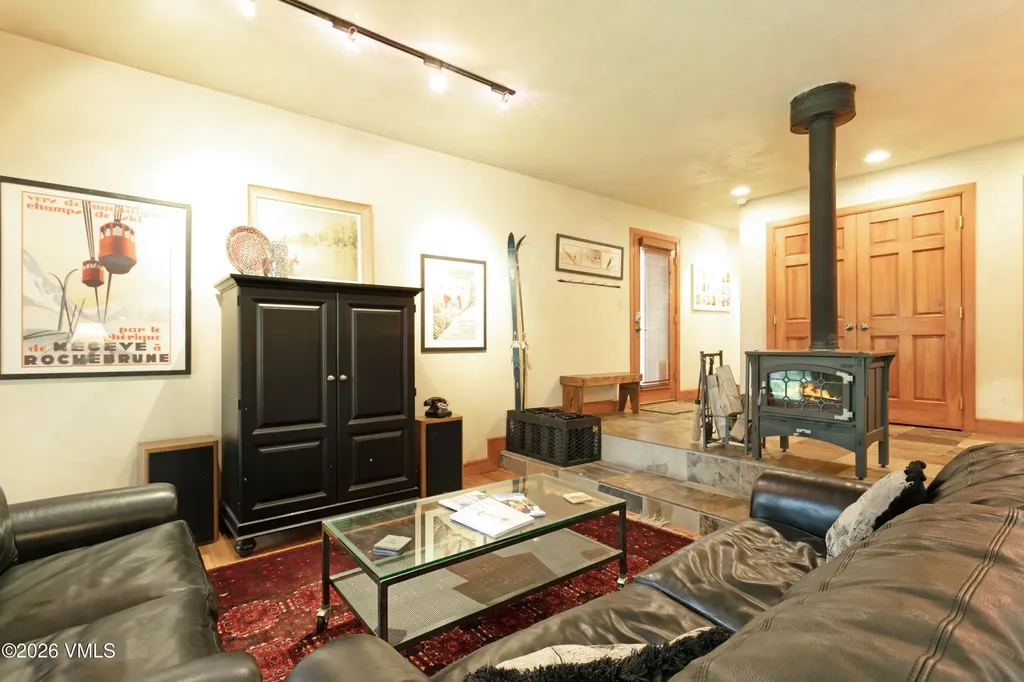 3911 Bighorn Road Vail CO 81657