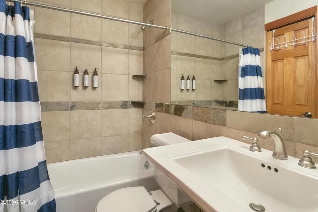 3911 Bighorn Road Vail CO 81657
