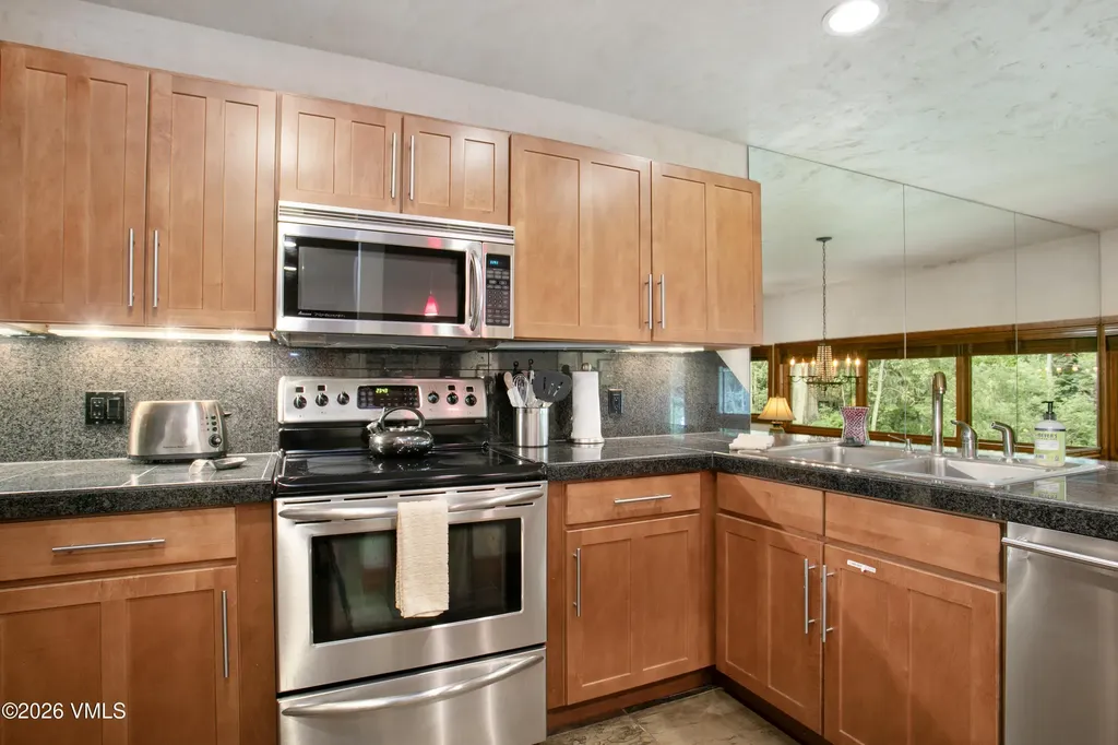 3911 Bighorn Road Vail CO 81657