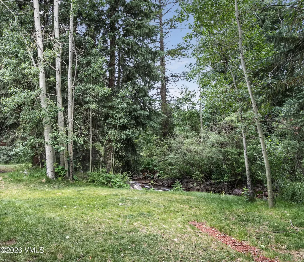 3911 Bighorn Road Vail CO 81657