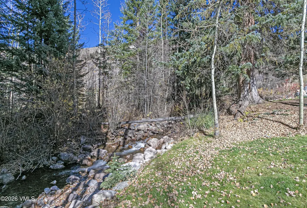 3911 Bighorn Road Vail CO 81657