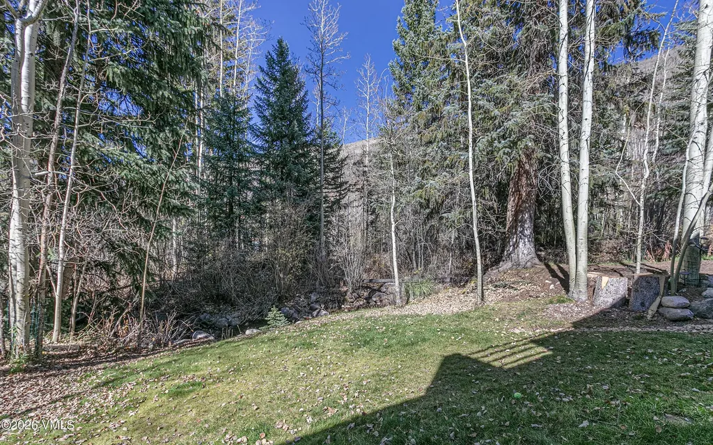 3911 Bighorn Road Vail CO 81657