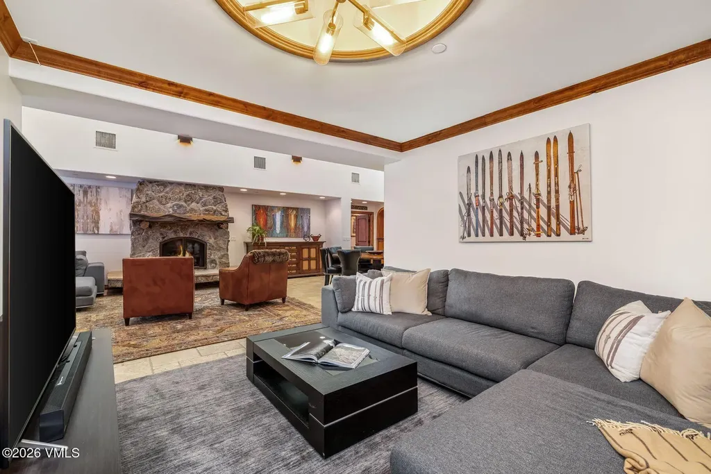 12 Vail Road Vail CO 81657