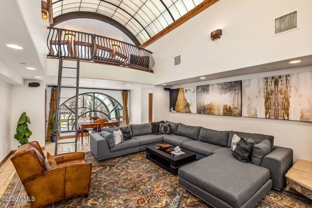 12 Vail Road Vail CO 81657