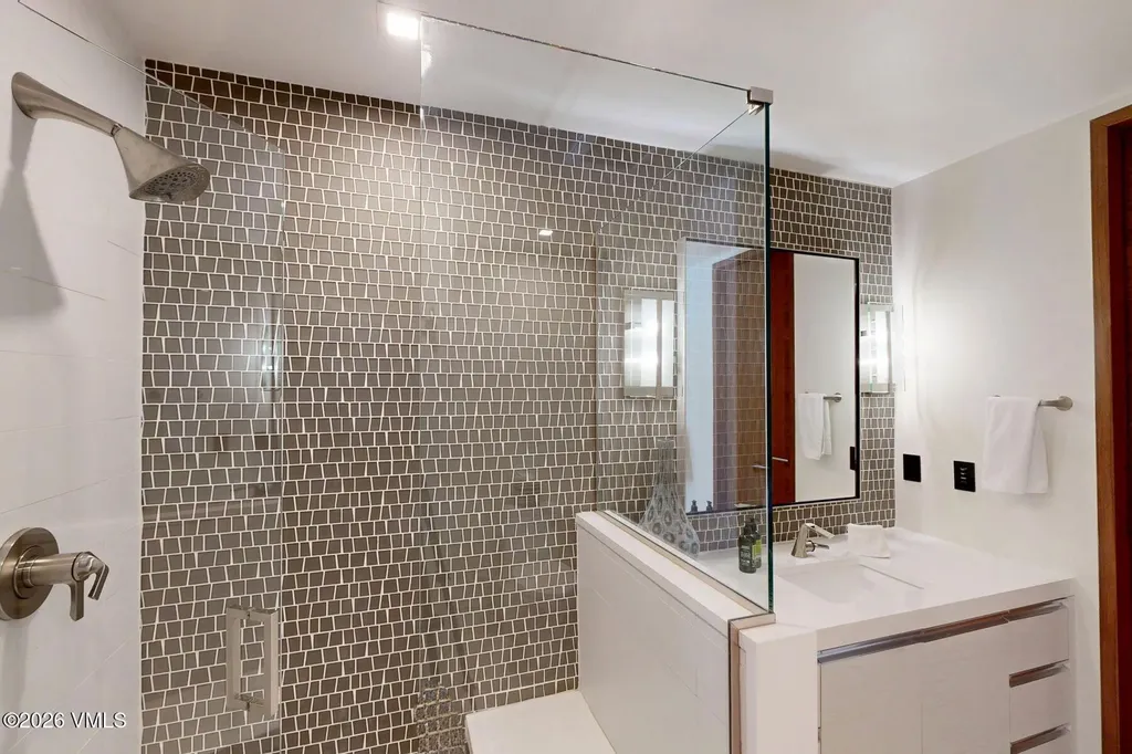 175 Forest Road Vail CO 81657