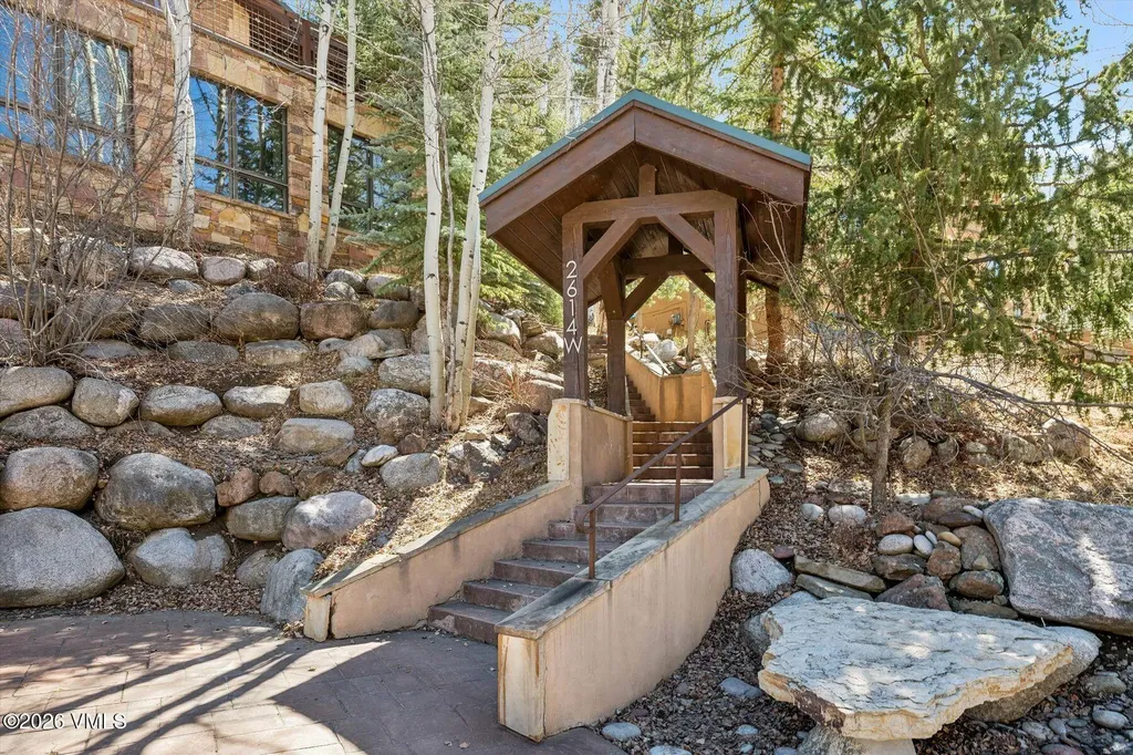 2614 Larkspur Lane W Vail CO 81657