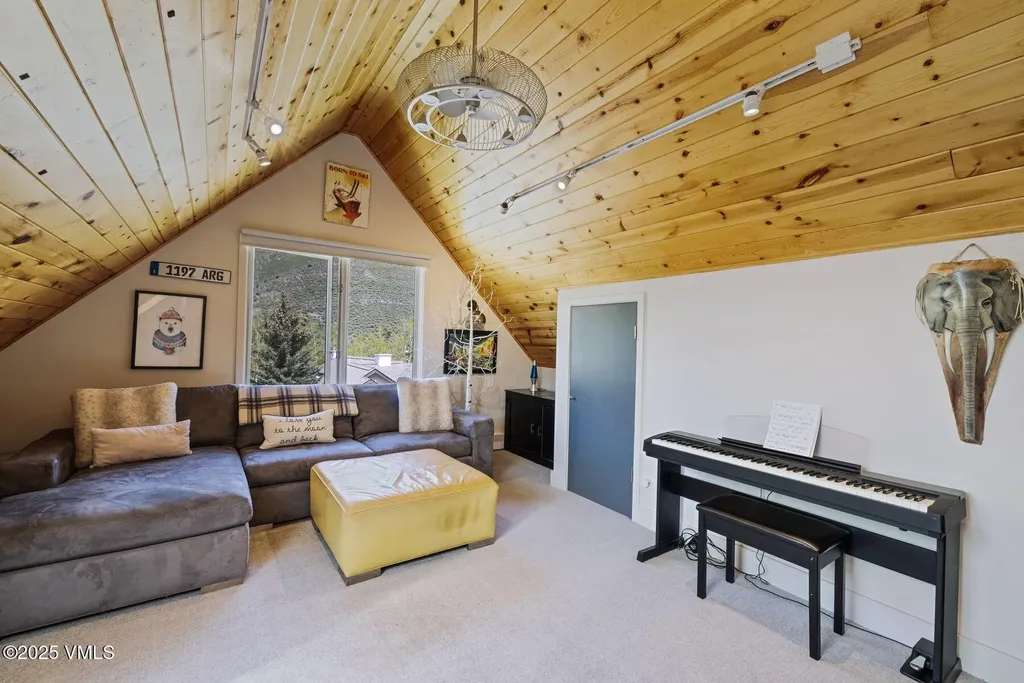 2036 Vermont Road Vail CO 81657