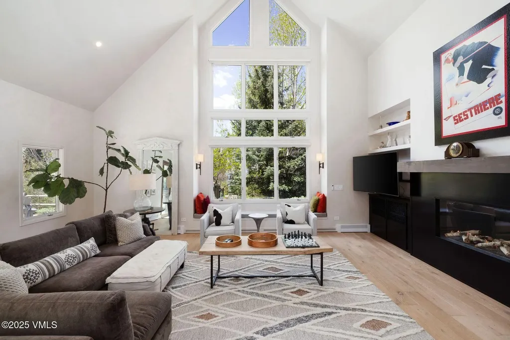 2036 Vermont Road Vail CO 81657