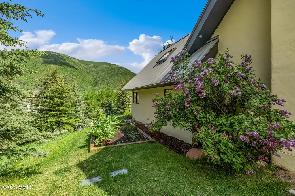 2036 Vermont Road Vail CO 81657