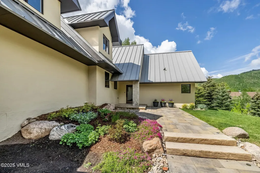 2036 Vermont Road Vail CO 81657