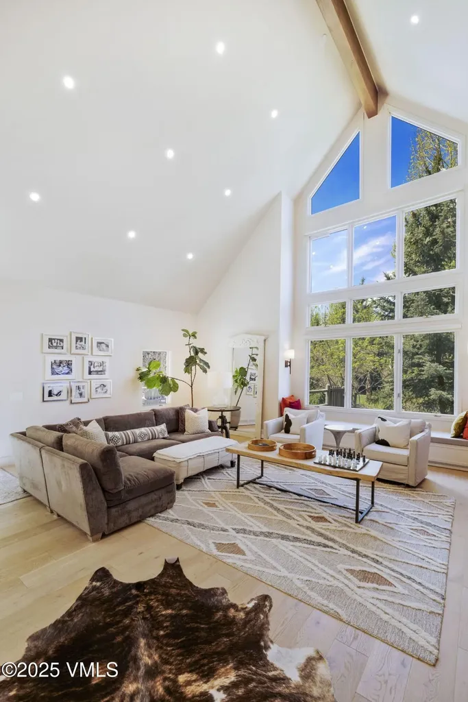 2036 Vermont Road Vail CO 81657