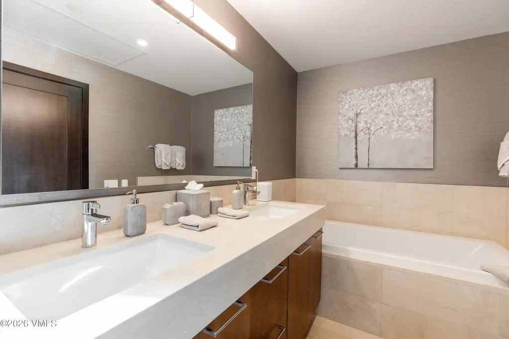 701 W Lionshead Circle Vail CO 81657