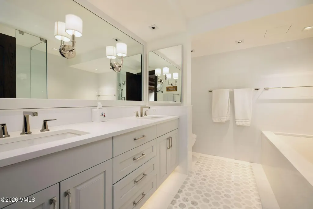 22 W Meadow Drive Vail CO 81657