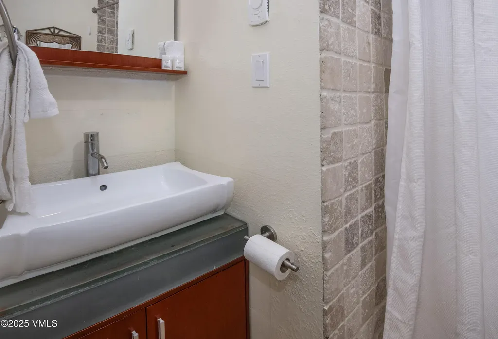 3931 Bighorn Road Vail CO 81657