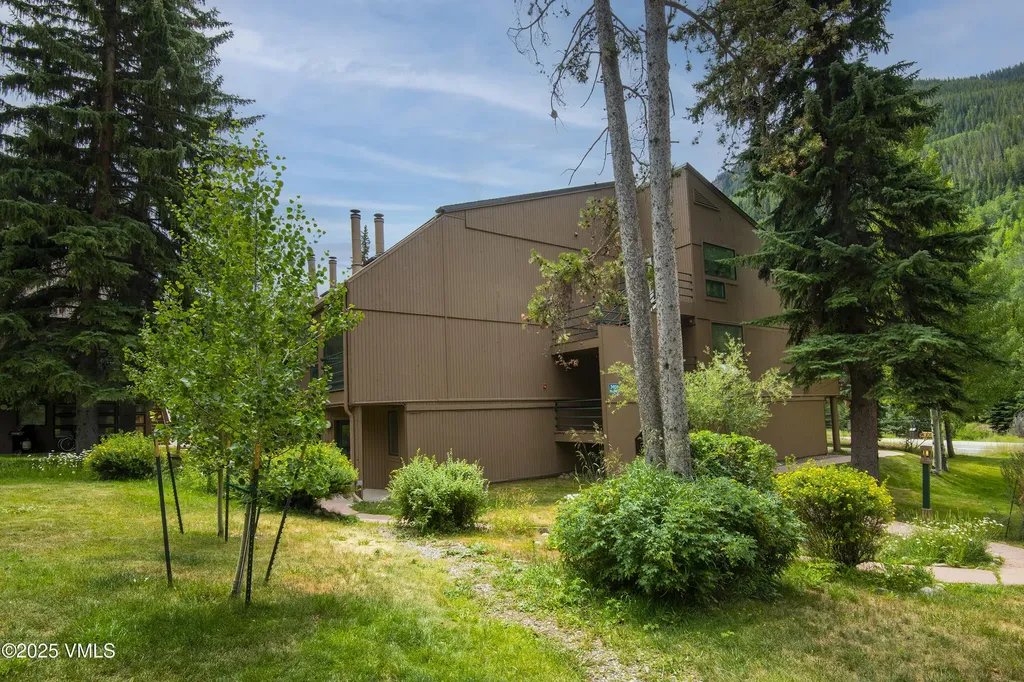 3931 Bighorn Road Vail CO 81657