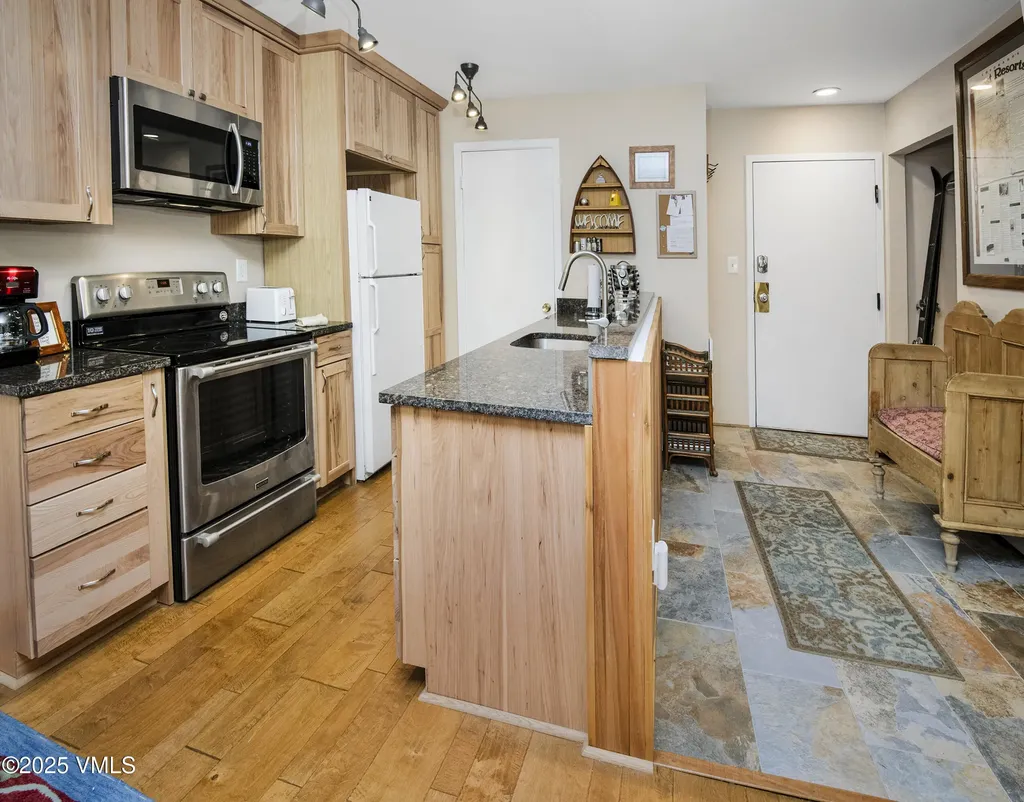 3931 Bighorn Road Vail CO 81657