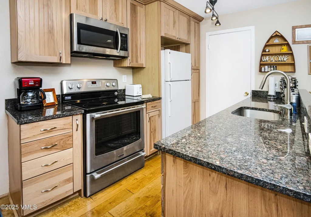 3931 Bighorn Road Vail CO 81657