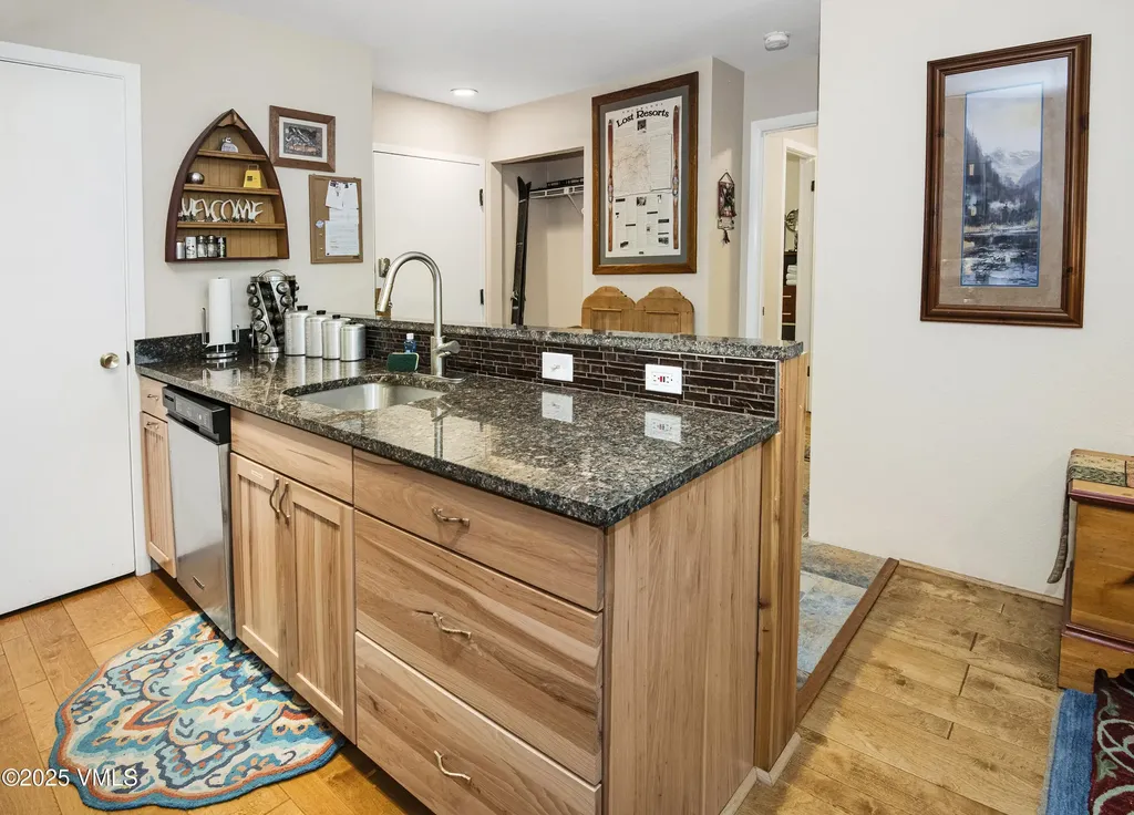 3931 Bighorn Road Vail CO 81657