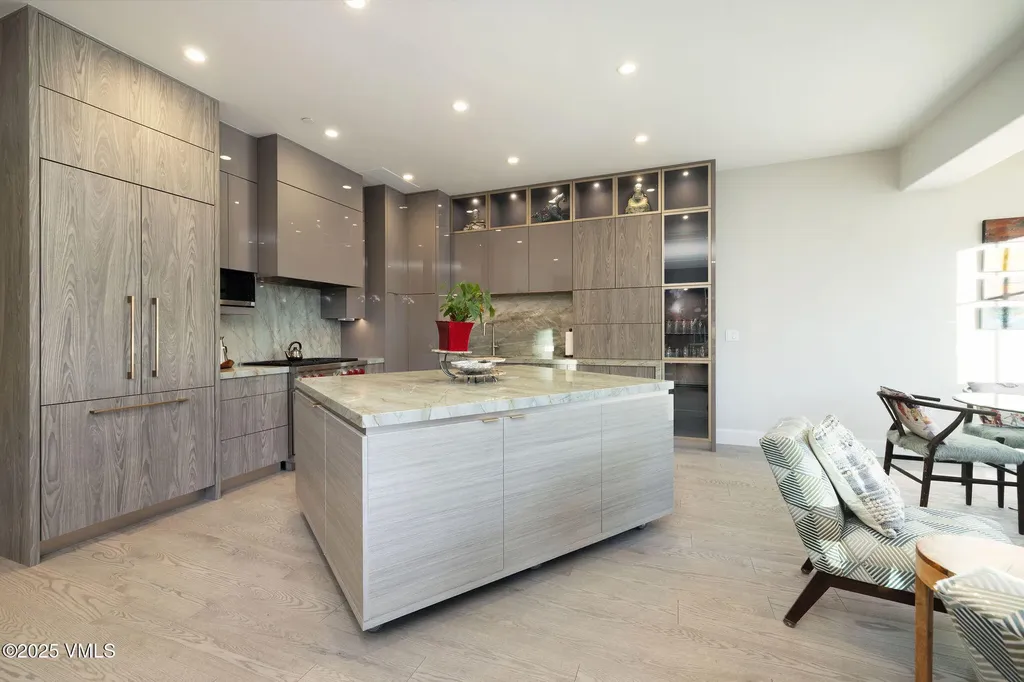 610 W Lionshead Vail CO 81657