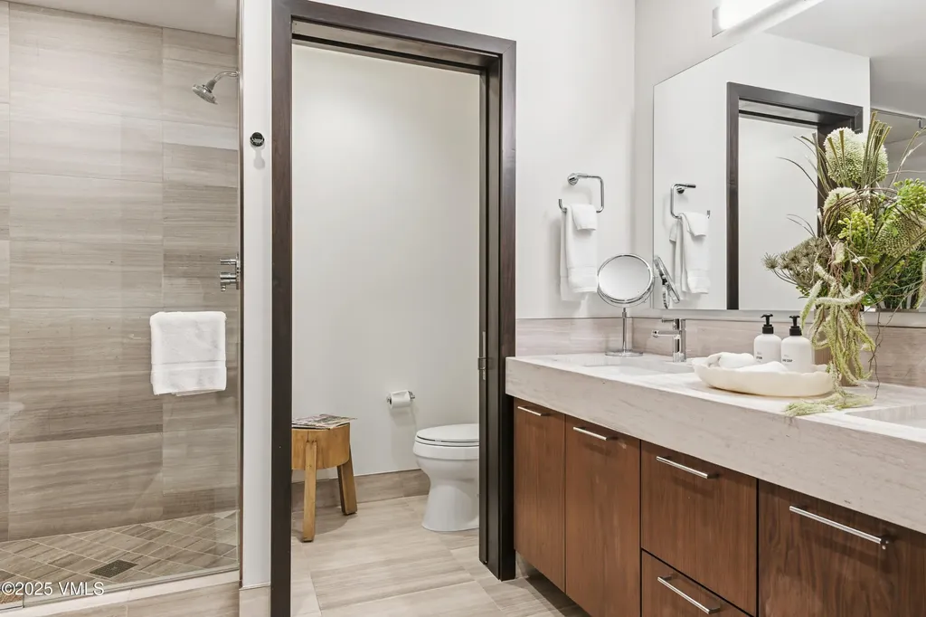 701 W Lionshead Vail CO 81657