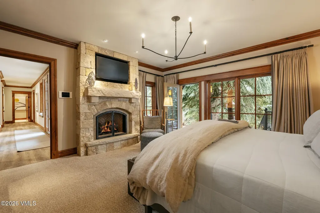 325 Forest Road Vail CO 81657