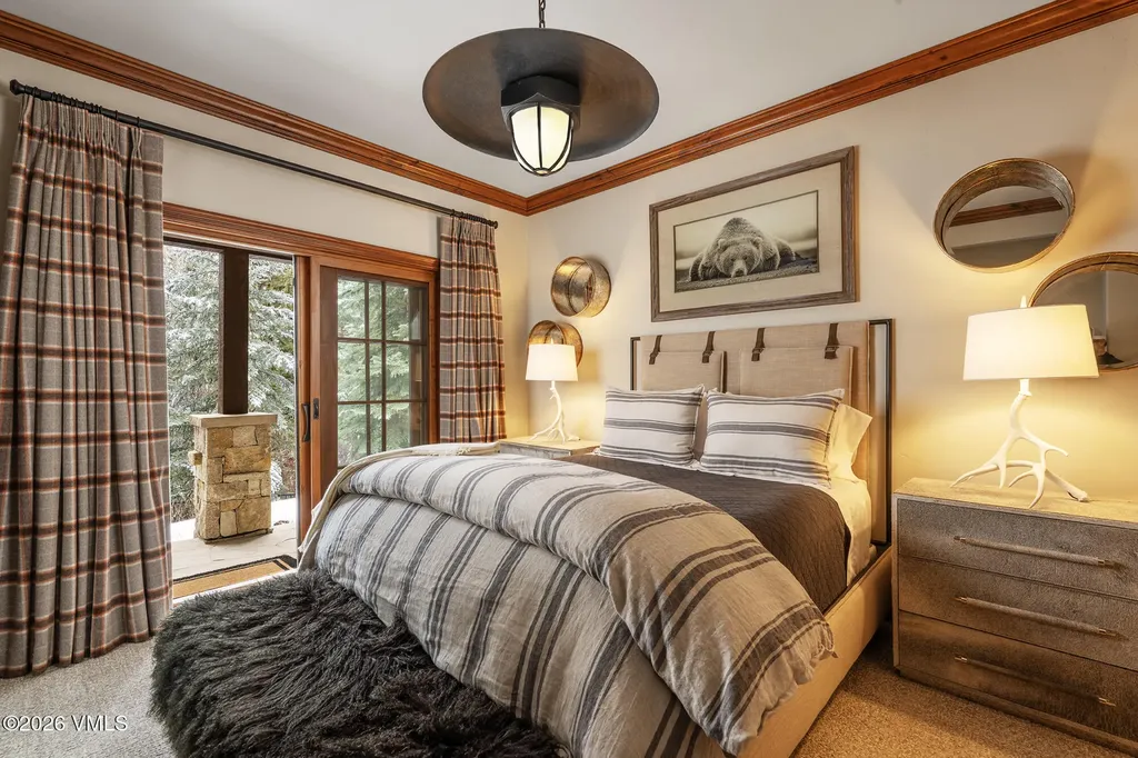 325 Forest Road Vail CO 81657