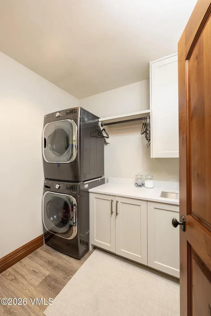 325 Forest Road Vail CO 81657