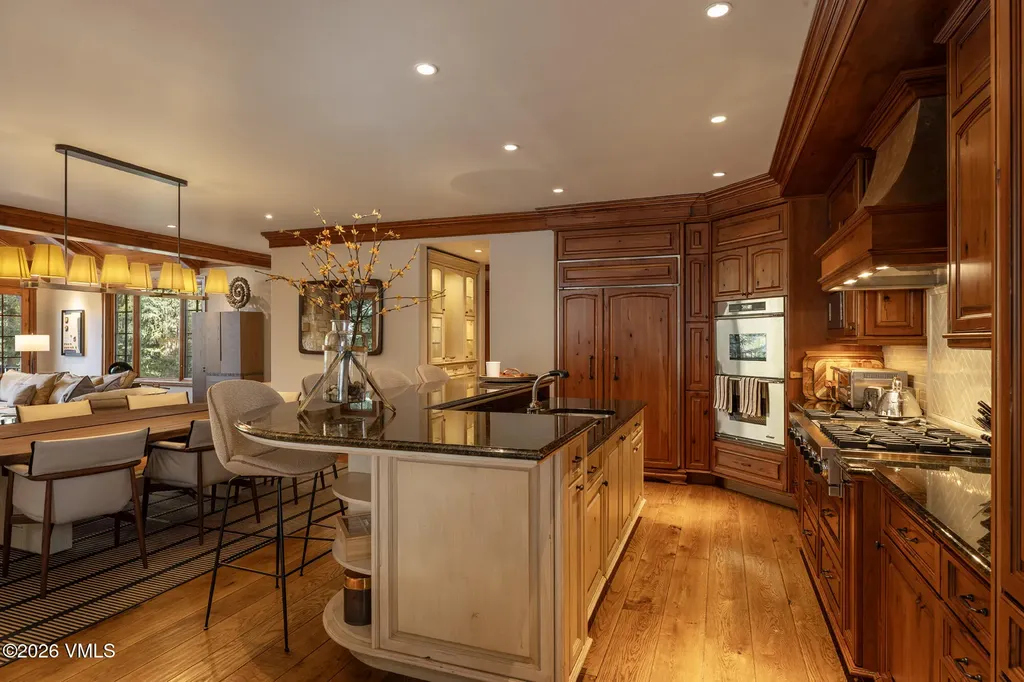 325 Forest Road Vail CO 81657