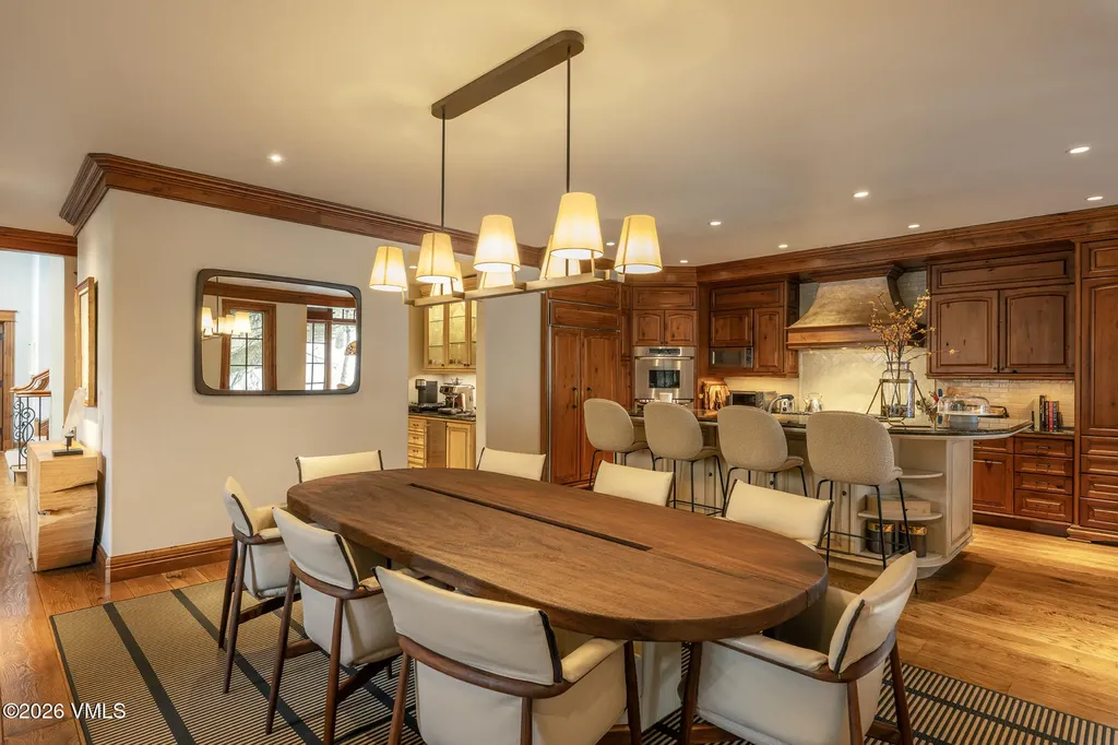 325 Forest Road Vail CO 81657