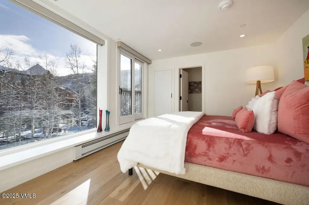 710 W Lionshead Circle Vail CO 81657