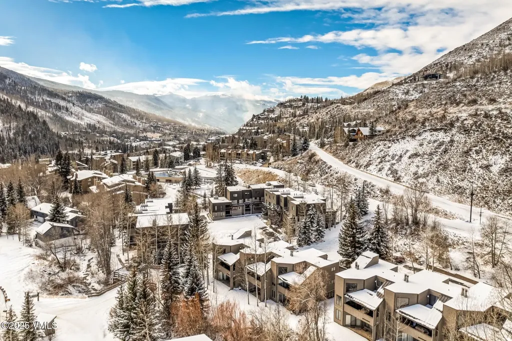 945 Red Sandstone Road Vail CO 81657