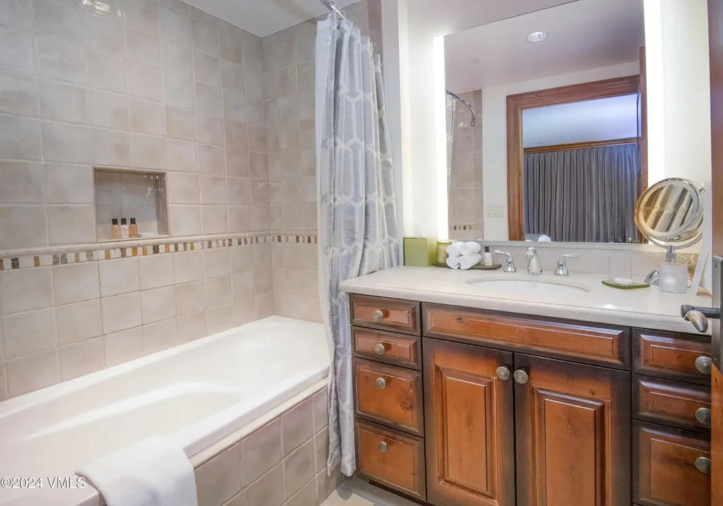 100 E Thomas Place E Beaver Creek CO 81620