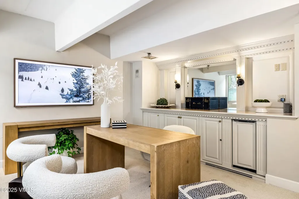 714 W Lionshead Circle Vail CO 81657