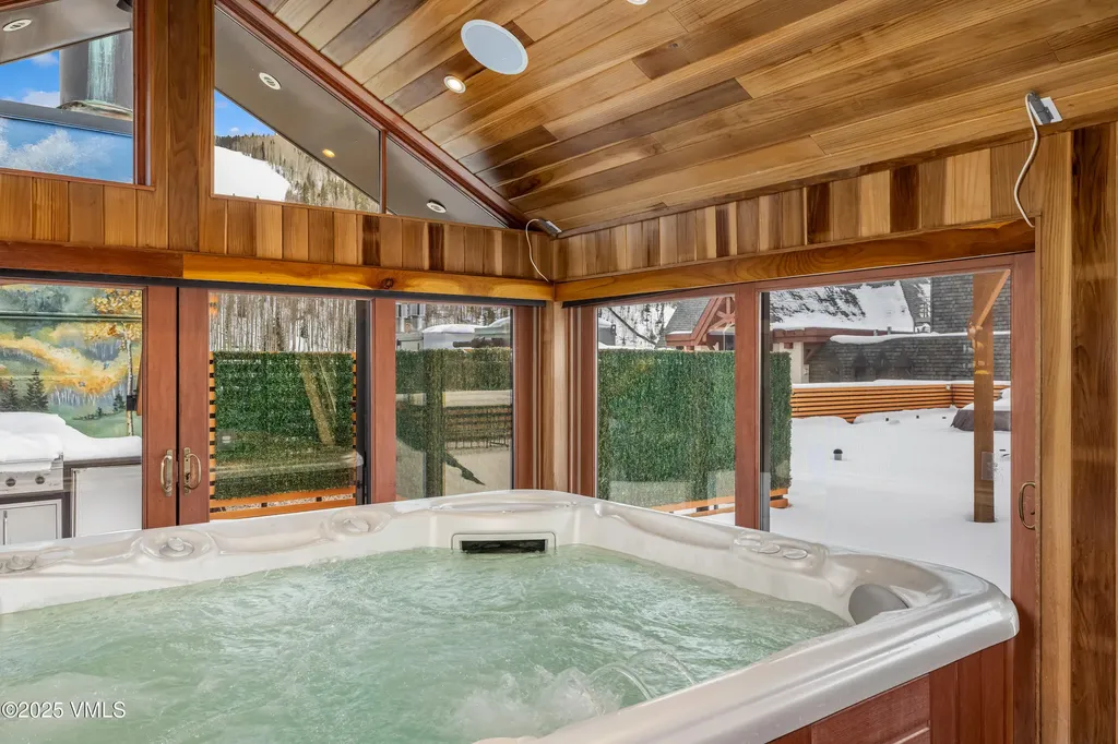 714 W Lionshead Circle Vail CO 81657