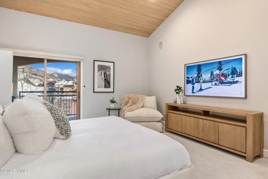 714 W Lionshead Circle Vail CO 81657