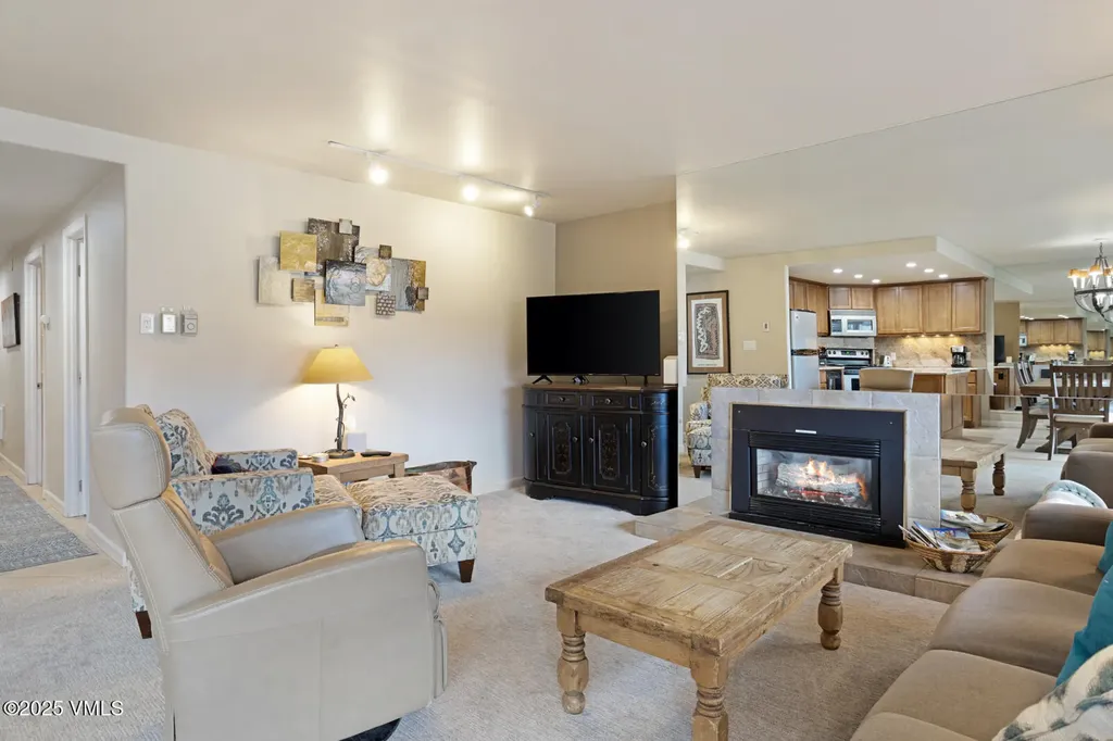 Vail CO, 508 E Lionshead, Unit 105