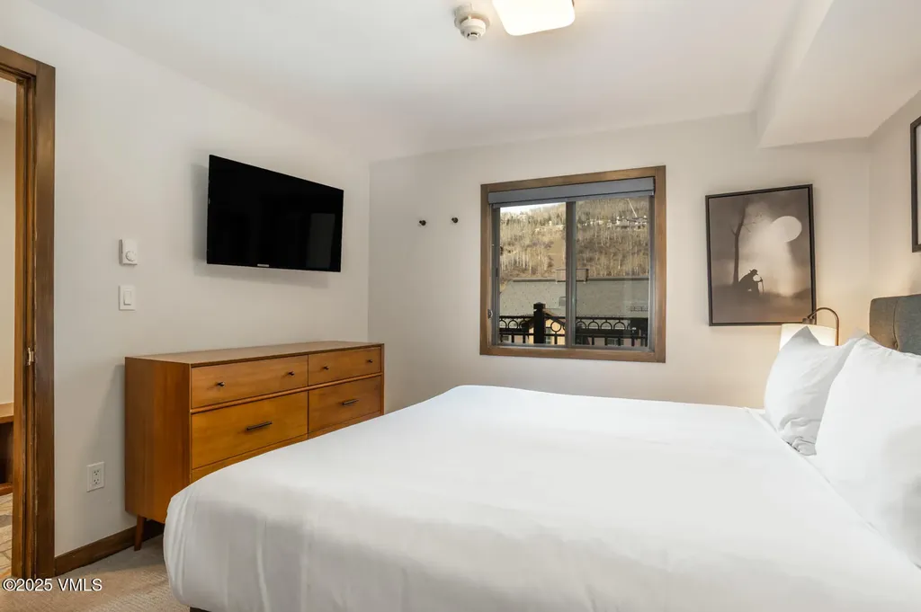 610 W Lionshead Circle Vail CO 81657