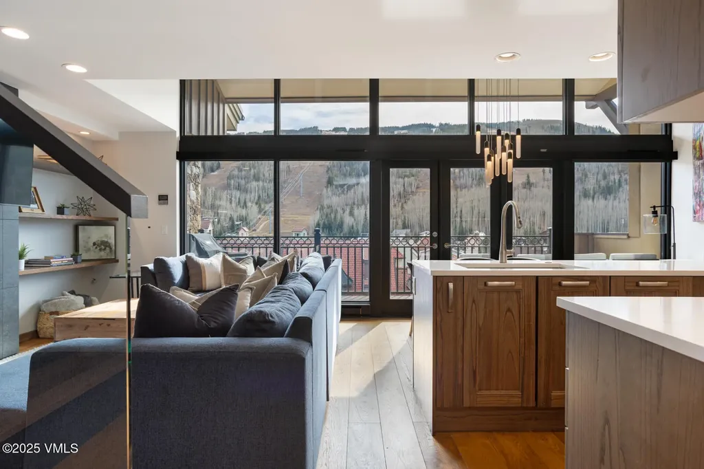 610 W Lionshead Circle Vail CO 81657