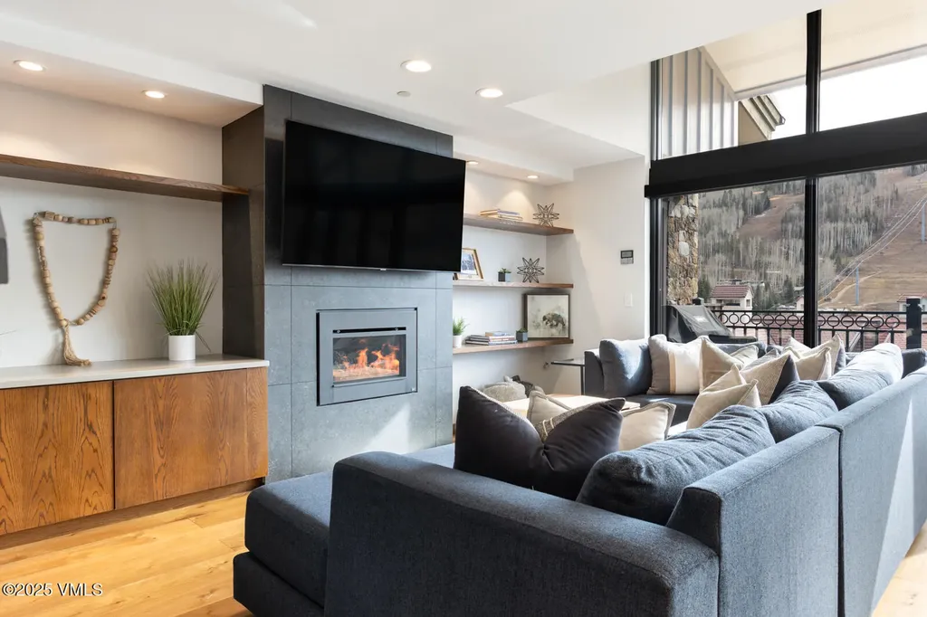 610 W Lionshead Circle Vail CO 81657