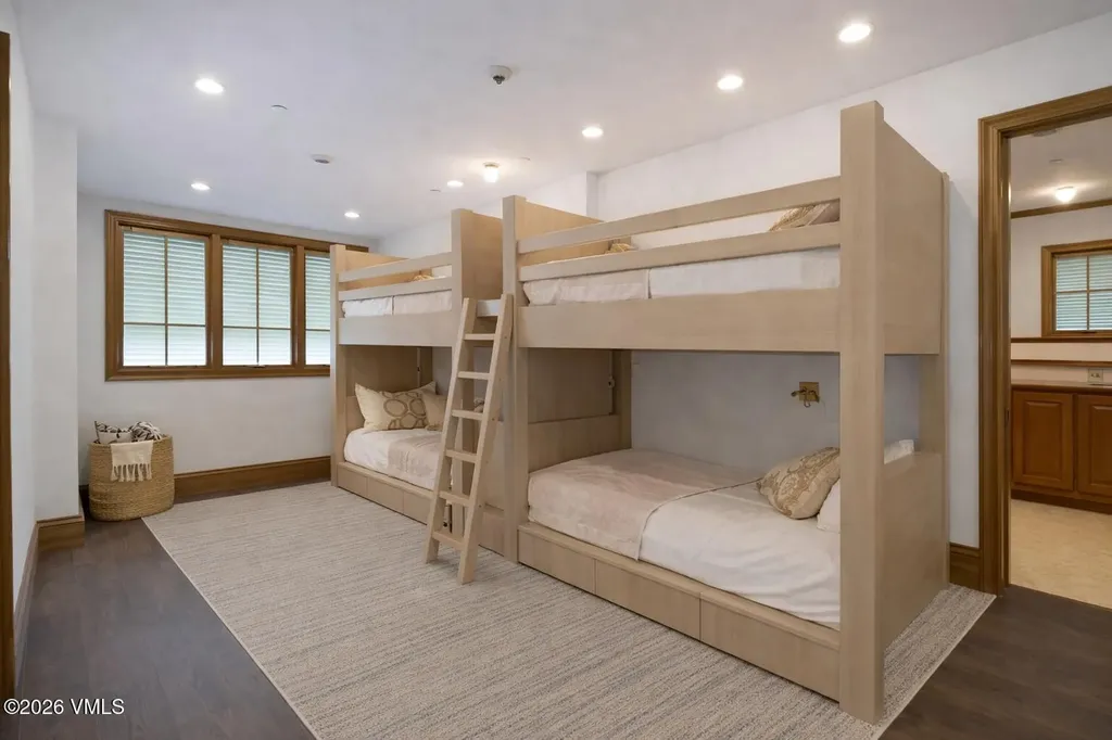 675 Lionshead Place Vail CO 81657