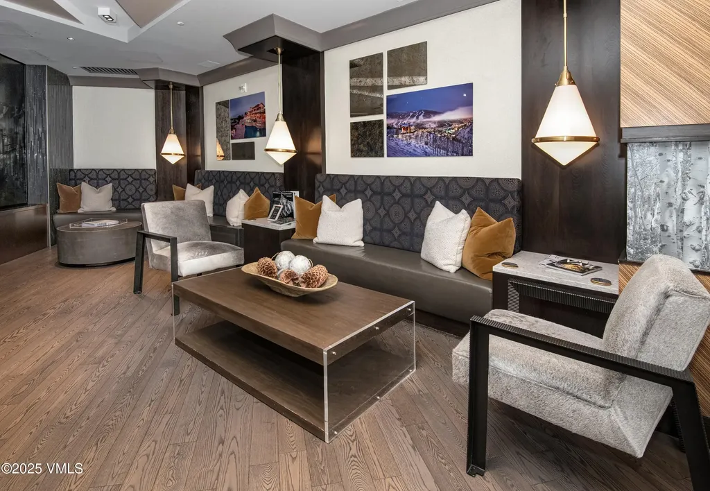 141 E Meadow Drive Vail CO 81657