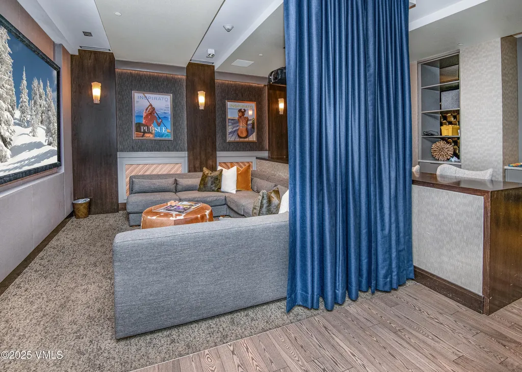 141 E Meadow Drive Vail CO 81657
