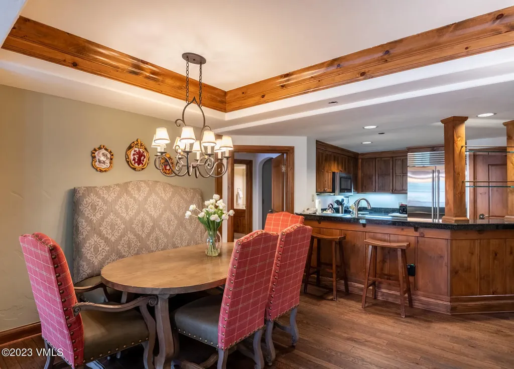 242 E Meadow Drive Vail CO 81657