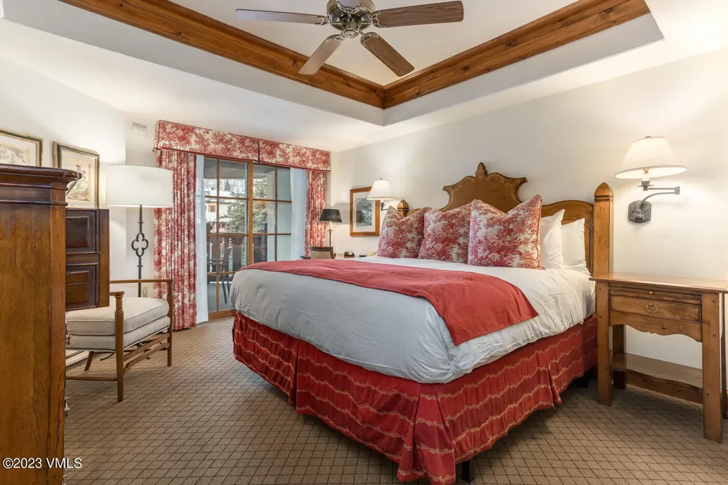242 E Meadow Drive Vail CO 81657
