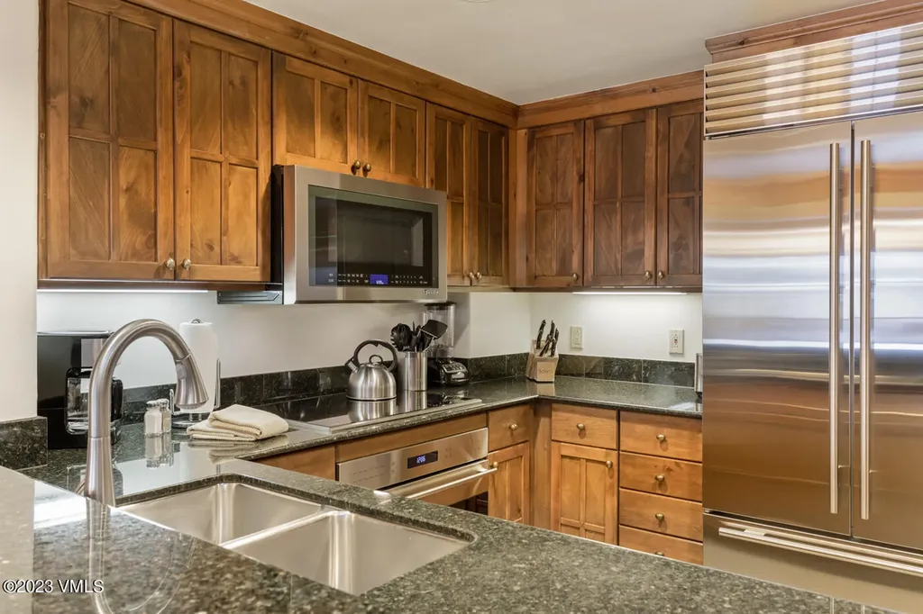 242 E Meadow Drive Vail CO 81657