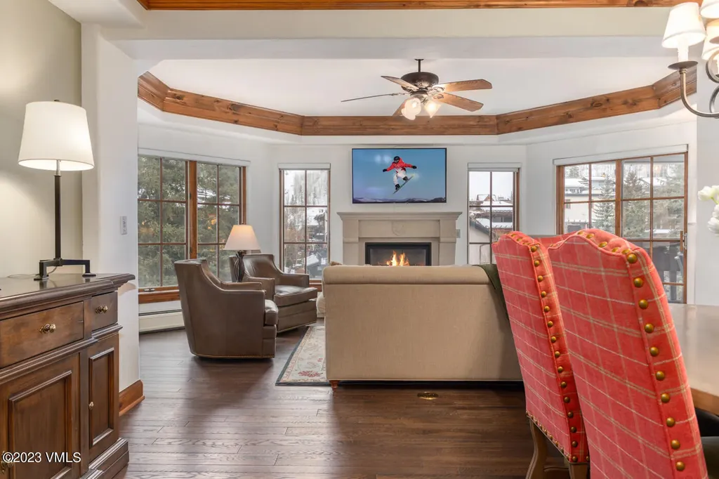242 E Meadow Drive Vail CO 81657
